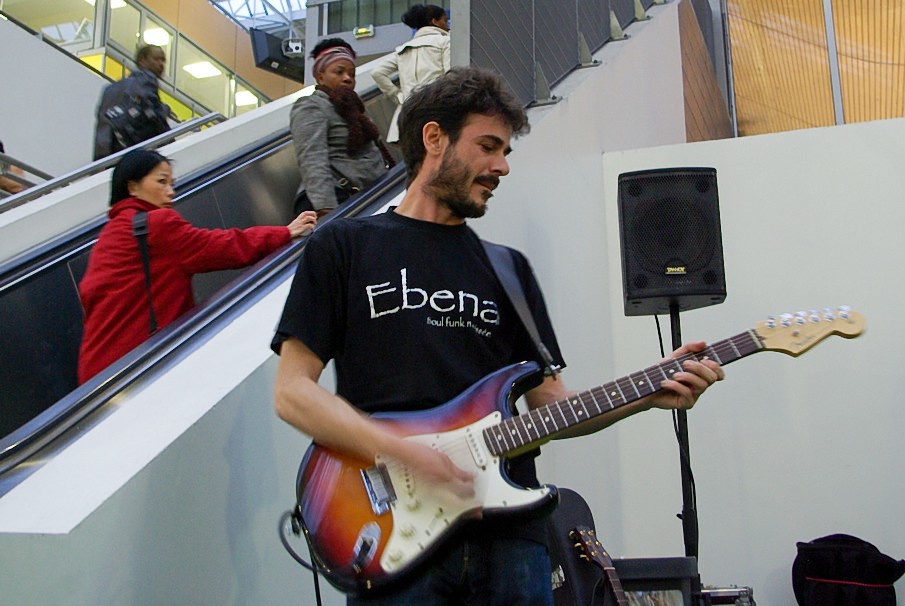 Evry Daily Photo - Concert Ebena Inauguration Gare Evry Centre 254.jpg